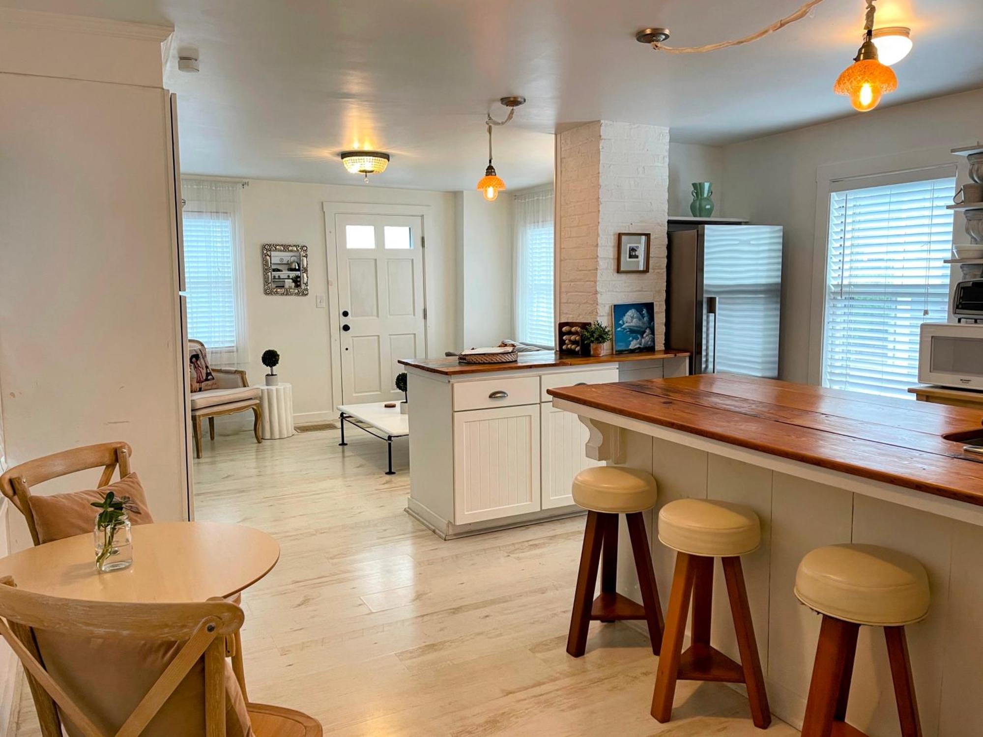 An Authentic, Rustic Luxurious Little Single Family Home In Old Town. All Yours. ماربلهيد المظهر الخارجي الصورة